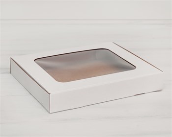 Коробка плоская с окошком, 30х25х4,5 см, белая У0102019 - фото 5428