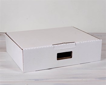 Коробка картонная с ручкой (эконом) 45х35х12 см, белая У0104034 - фото 7277