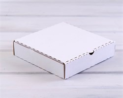 УЦЕНКА Коробка 19х19х4 см из плотного картона, белая У0104020-УЦ