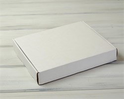 УЦЕНКА Коробка плоская 29х24х4,5 см, белая У0104158-УЦ
