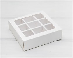 Коробка-пенал для конфет 9 штук, 11,5х11,5х3,5 см, с окошком, белая У0102119