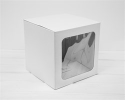Коробка с окошком, 24х24х24 см, из плотного картона, белая У0102130