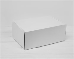 Коробка для посылок, 32х22х13 см, белая