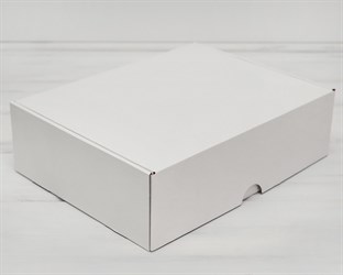 Коробка для посылок, 35х26,5х10 см, из плотного картона, белая