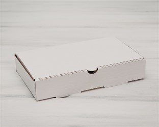 Коробка 25х15х4,5 см из плотного картона, белая У0104042