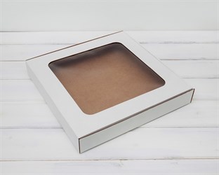 Коробка плоская с окошком, 30х30х4,5 см, белая У0102048