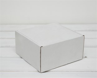 Коробка для посылок, 15х15х8 см, из плотного картона, белая