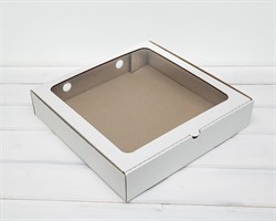 Коробка с окошком, 30х30х6 см, белая