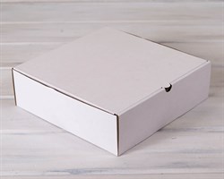 Коробка для высокого пирога, 28х28х8,5 см из плотного картона, белая У0104025