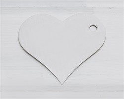 Бирка картонная, сердце, 7х6,5 см, белая