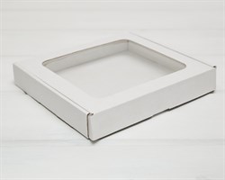 Коробка плоская с окошком, 22,5х19,5х3,5 см, белая У0115028