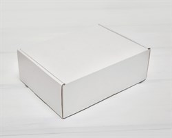 Коробка 20х15х7 см из плотного картона, белая У1101005